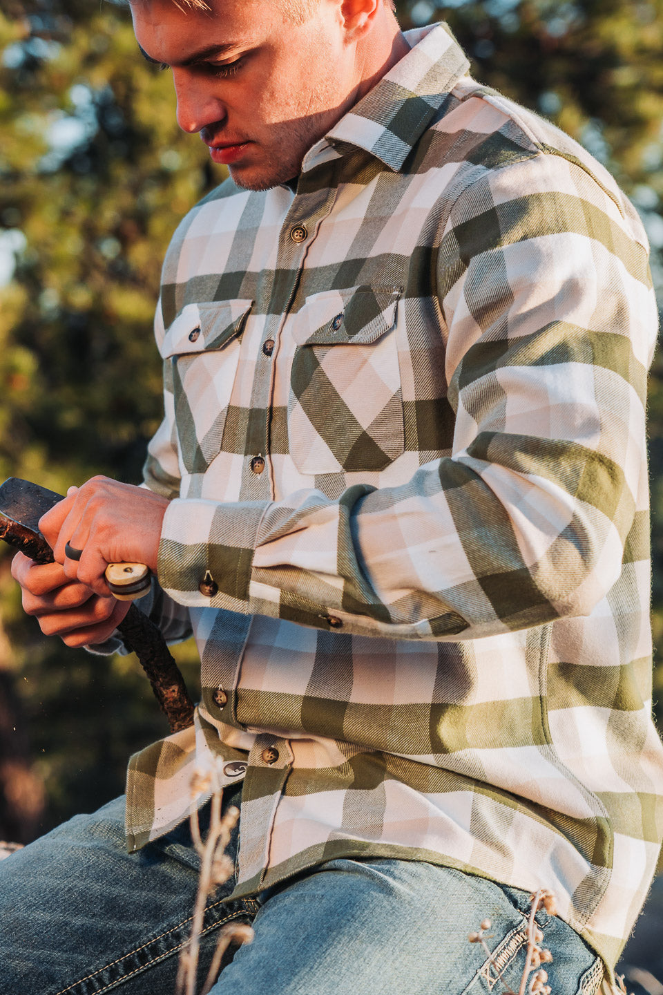 MuskOx Three Seasons Flannel in Pine, 100% cotton lightweight flannel shirt for men