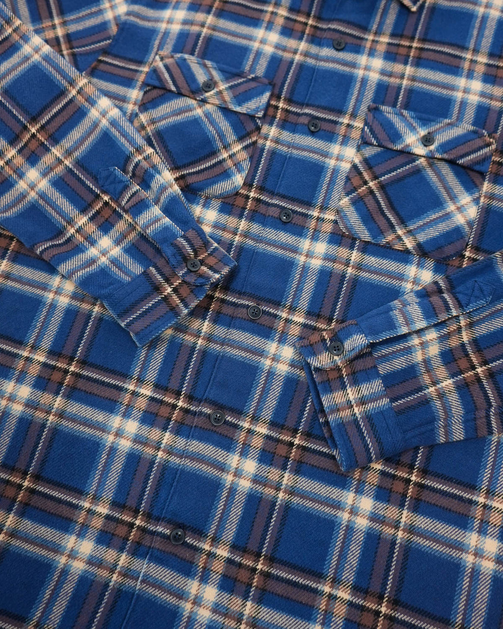 Relaxed Fitting Pecan Plaid Flannel for Men in 100% Cotton