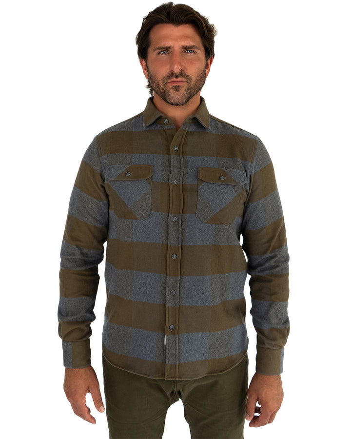 Field Grand Flannel Shirt in Caper Green