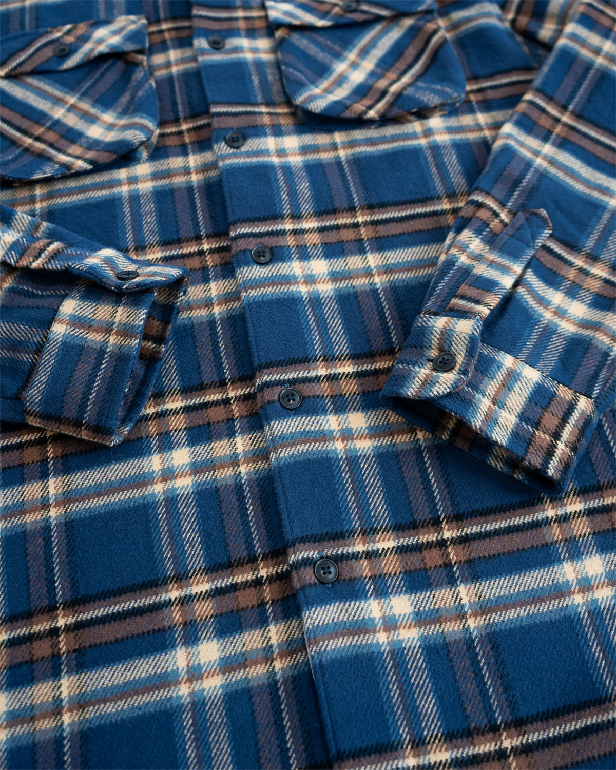 Relaxed Fitting Flannel Shirt for Men in Pecan Plaid